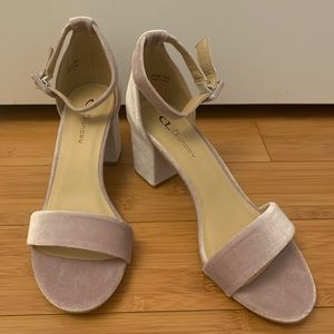 lilac velvet CL by Laundry Sandals (BRAND NEW)